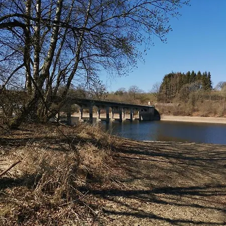 Hotel La Chaumiere Du Lac 3*